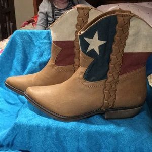Nine West cowgirl boots NWOT size 8.5
